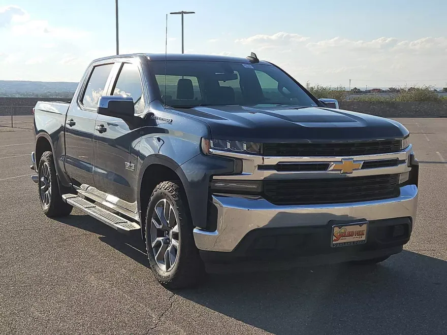 2020 Chevrolet Silverado 1500 LT photo 1