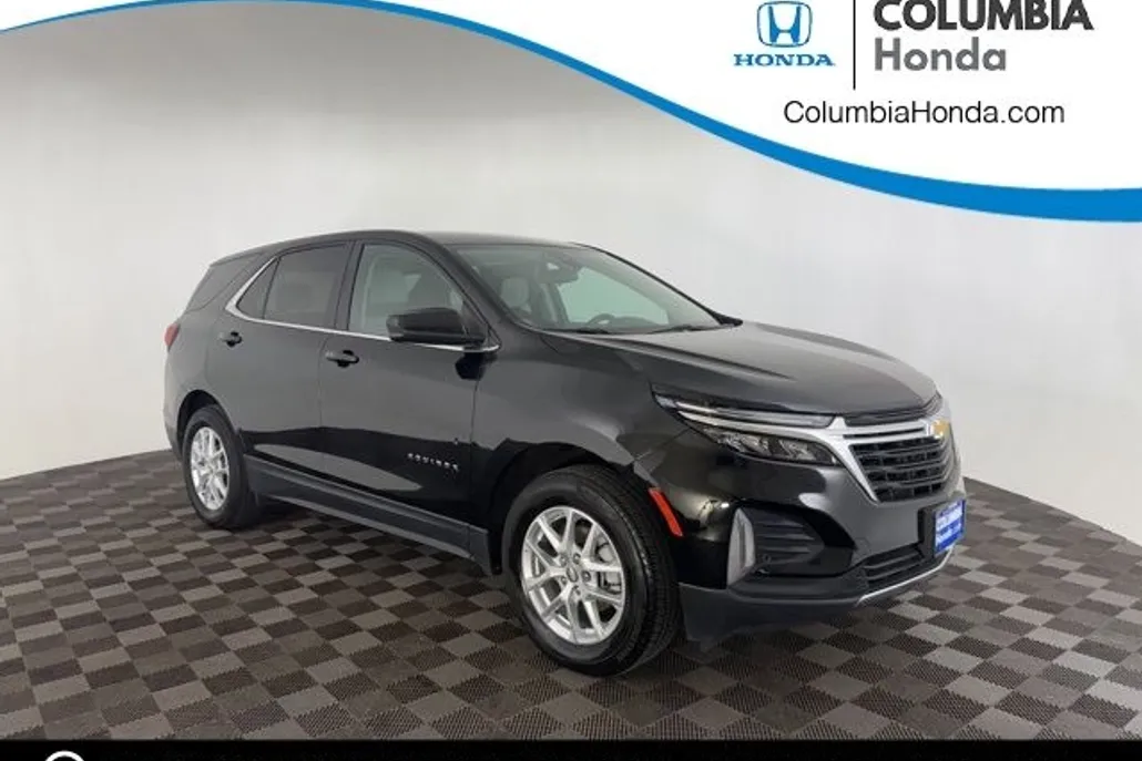 2024 Chevrolet Equinox LT photo 1