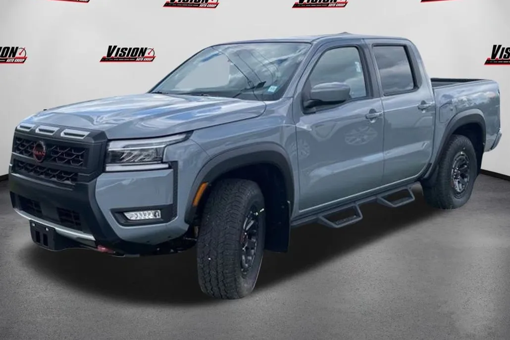 2025 Nissan Frontier PRO-4X photo 1