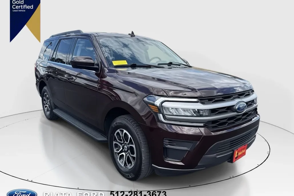 2024 Ford Expedition XLT photo 1