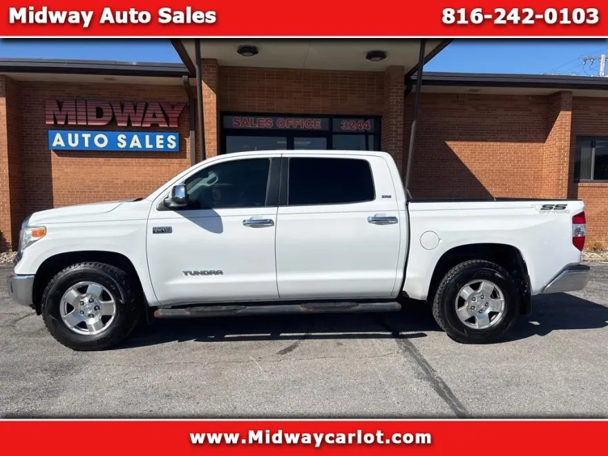 2014 Toyota Tundra CrewMax SR5 photo 1