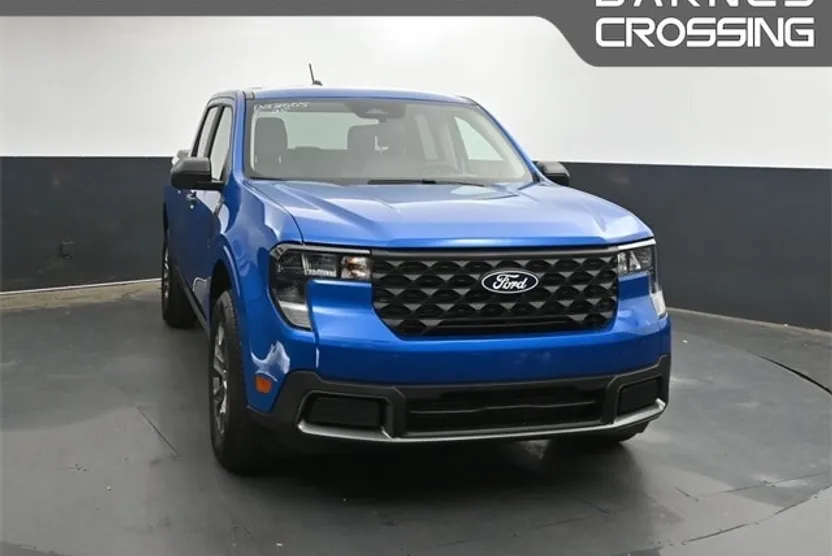 2025 Ford Maverick XLT photo 1