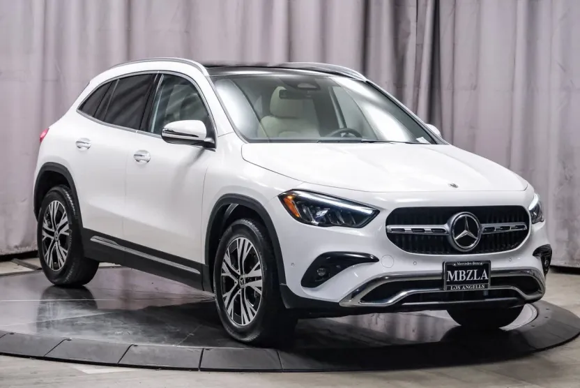 2025 Mercedes Benz GLA 250 photo 1