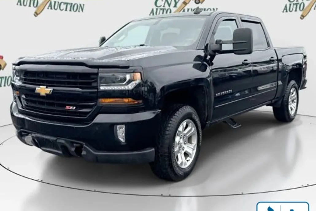 2018 Chevrolet Silverado 1500 Z71 LT photo 1