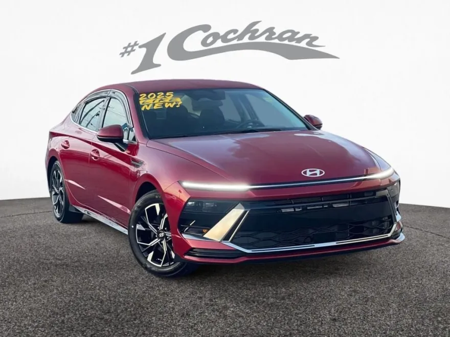 2025 Hyundai Sonata SEL photo 1