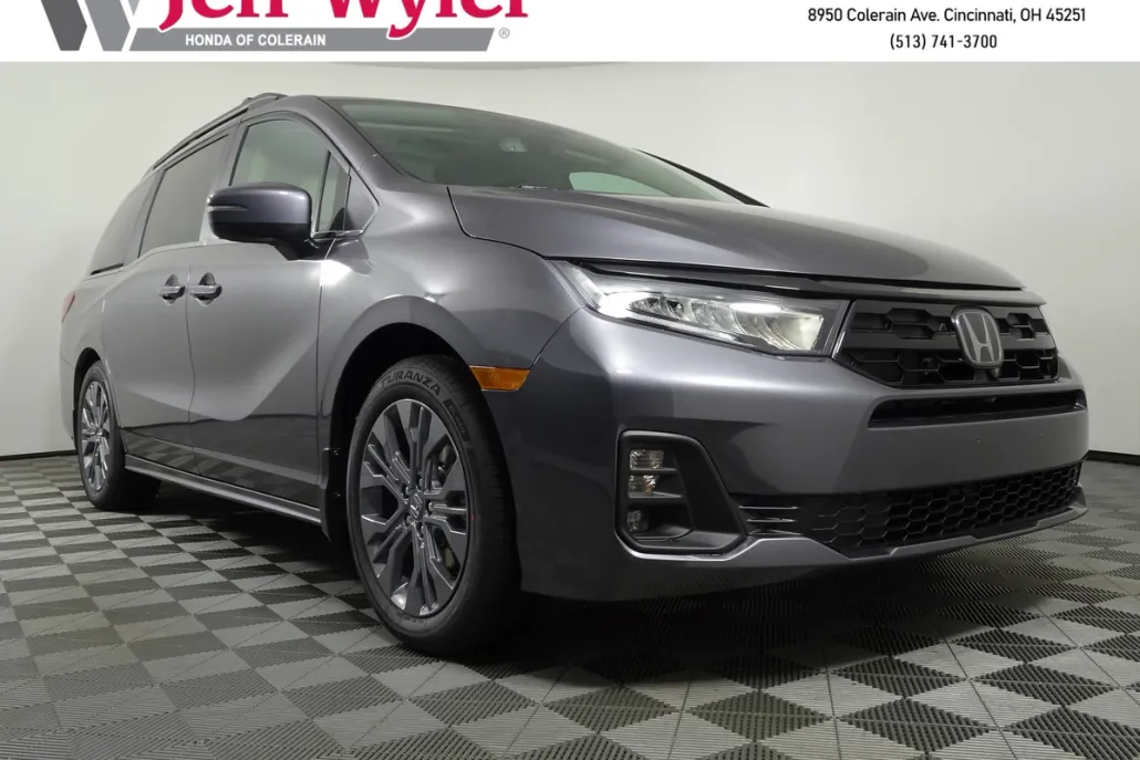 2026 Honda Odyssey Touring photo 1
