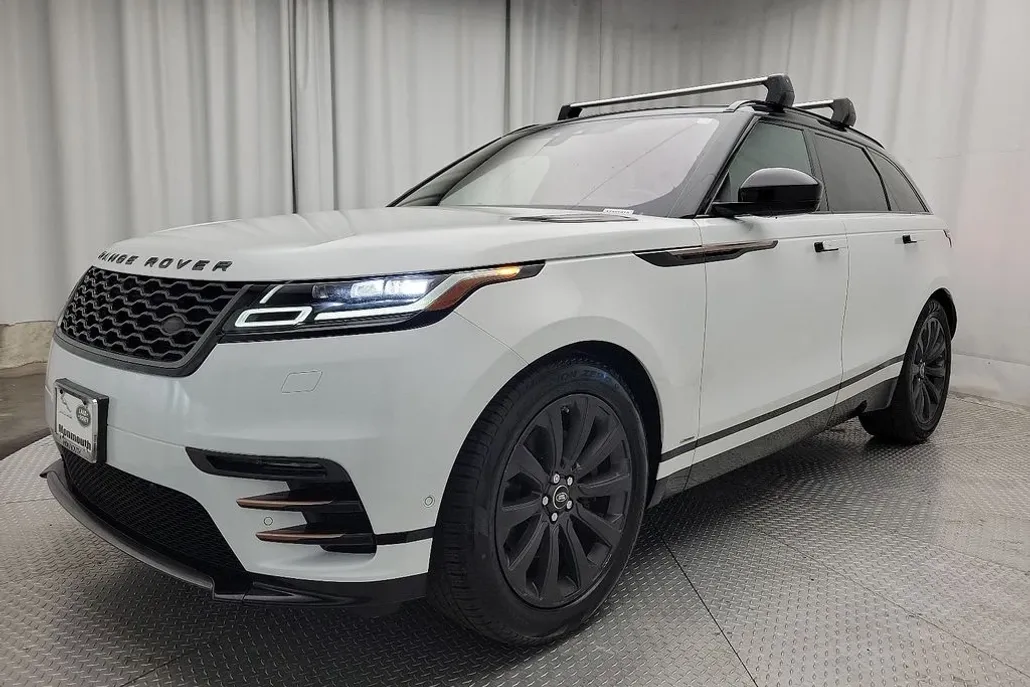 2018 Land Rover Range Rover Velar SE photo 1