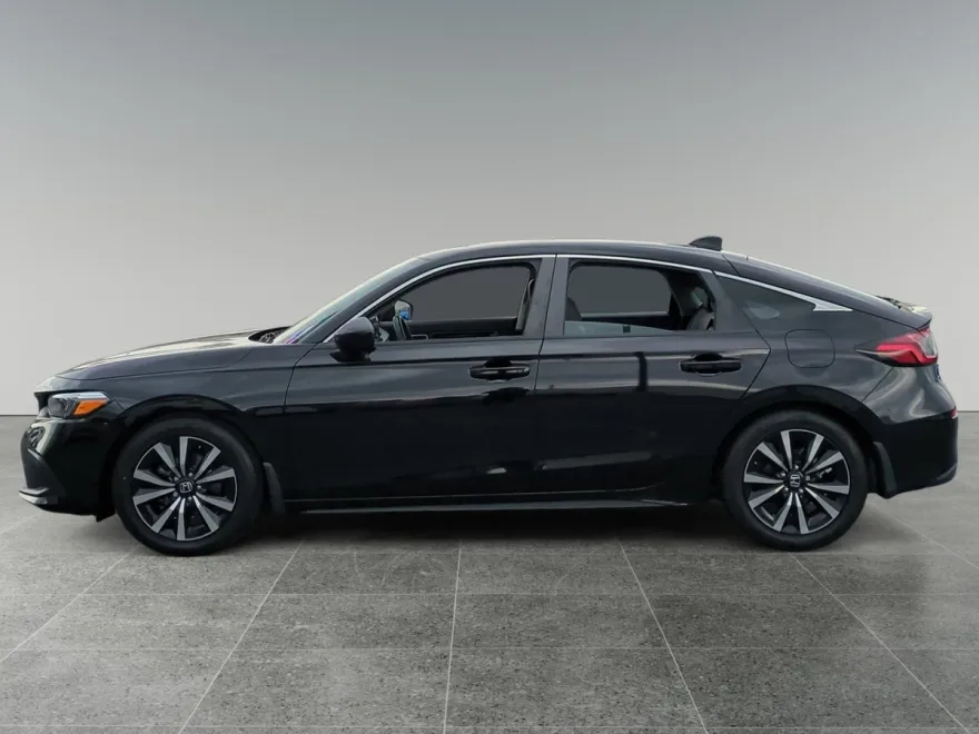 2022 Honda Civic EX-L Hatchback photo 1