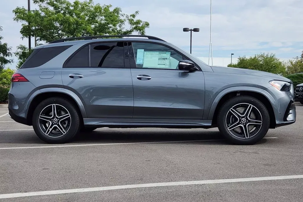 2026 Mercedes Benz GLE 350 4MATIC photo 1