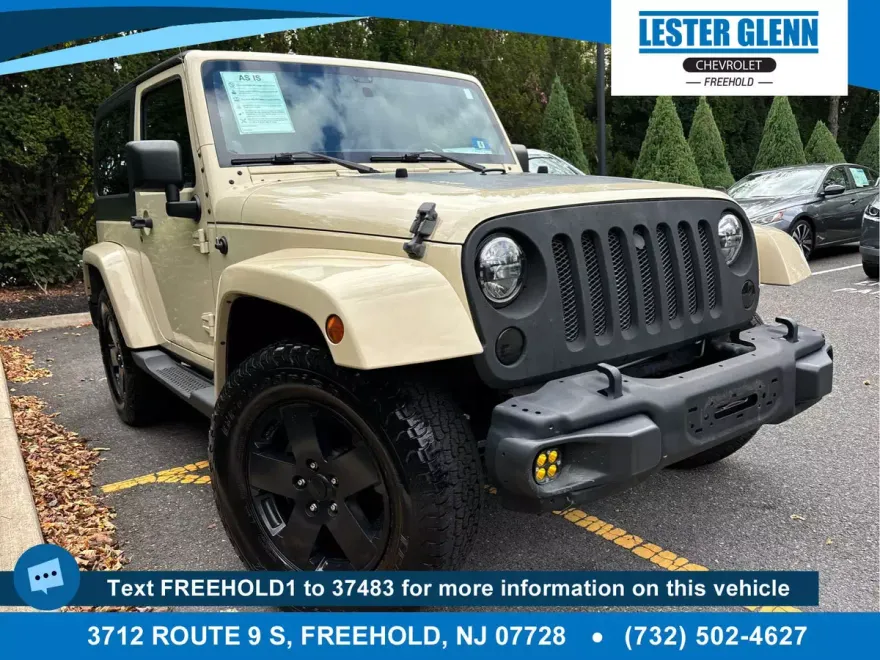 2011 Jeep Wrangler Sahara photo 1