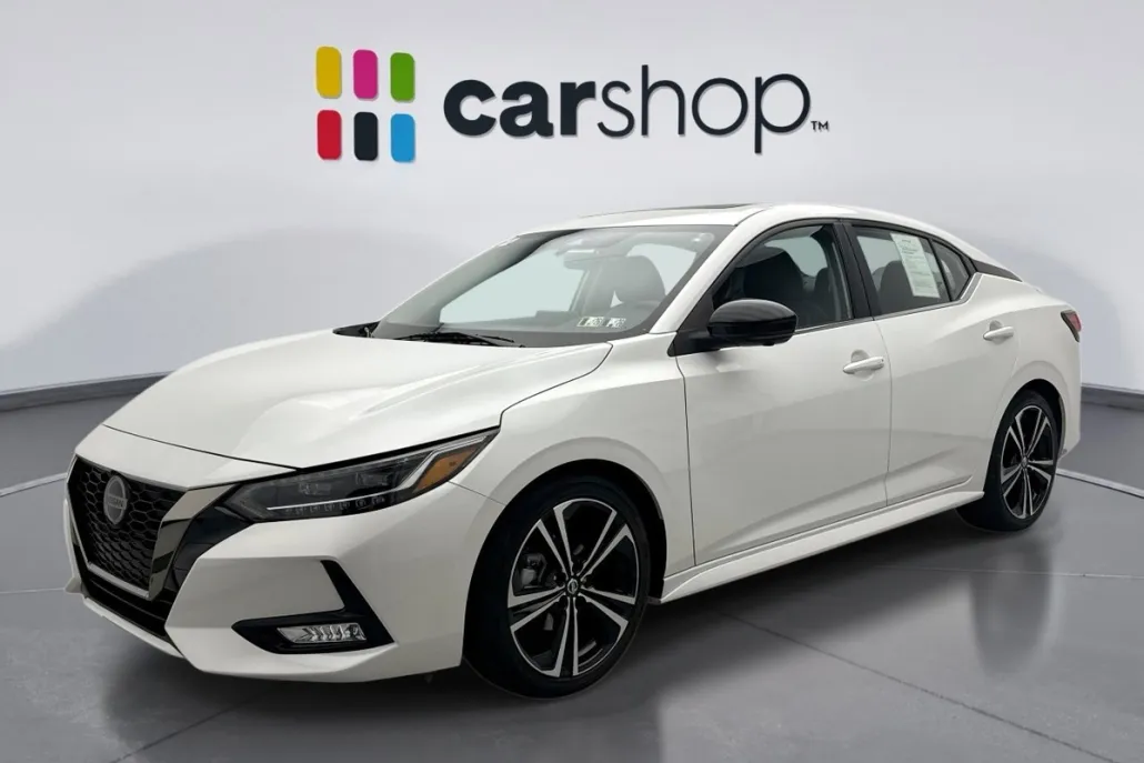2023 Nissan Sentra SR photo 1