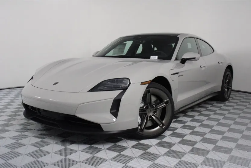2025 Porsche Taycan Turbo photo 1