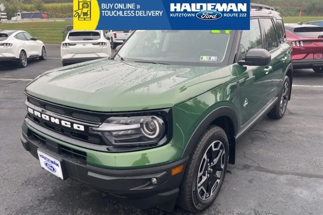 2024 Ford Bronco Sport Outer Banks photo 1