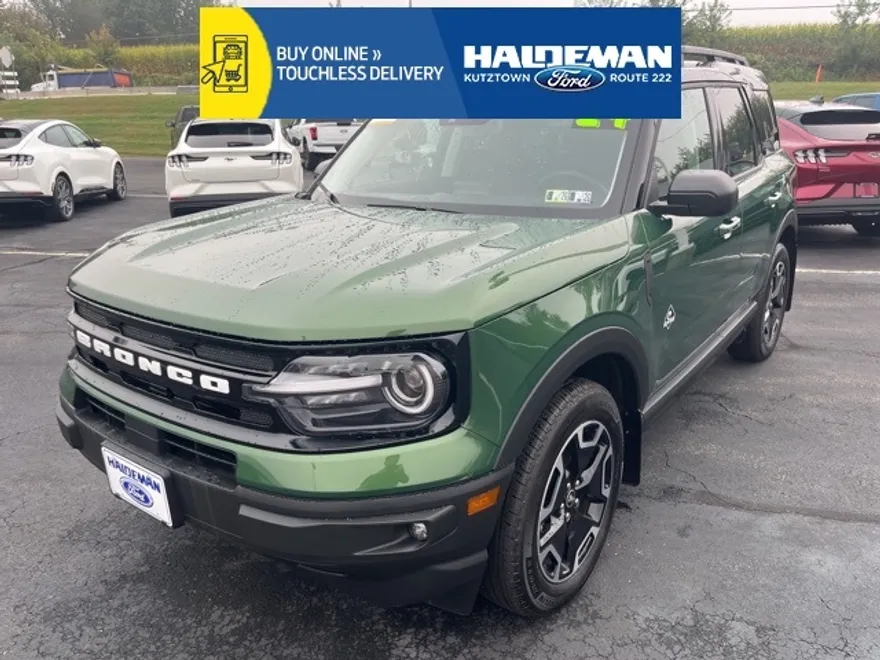2024 Ford Bronco Sport Outer Banks photo 1