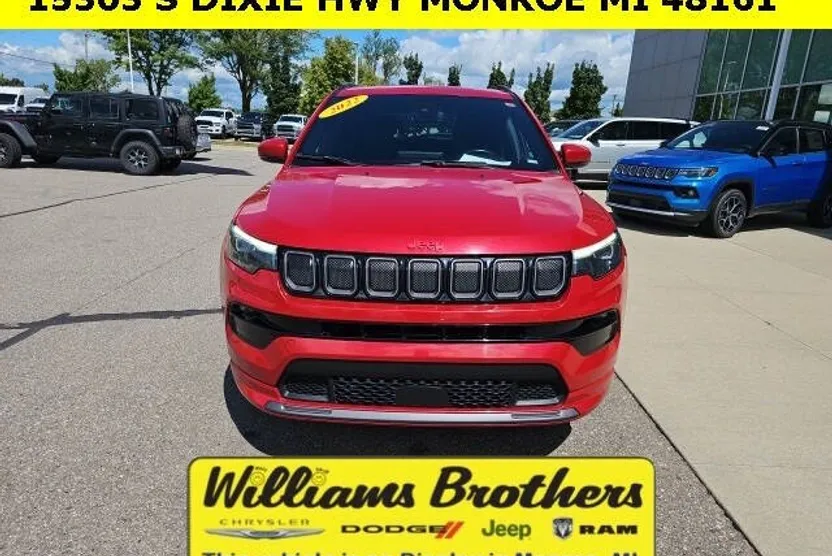 2022 Jeep Compass Limited photo 1
