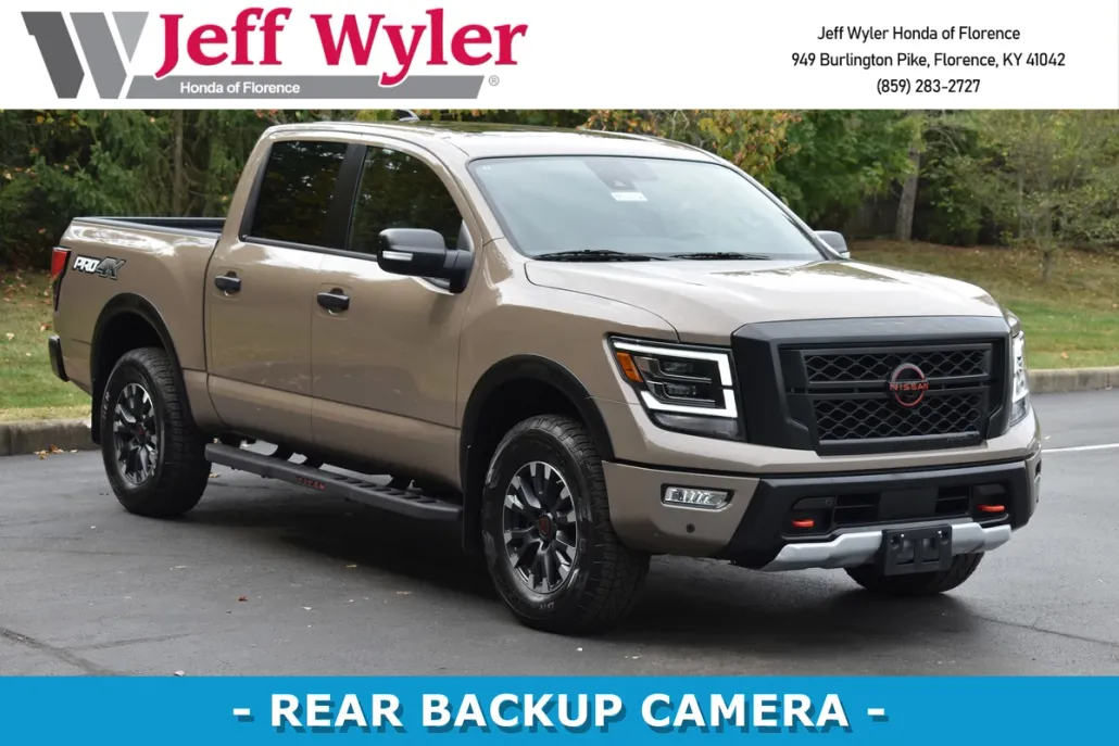 2024 Nissan Titan PRO-4X photo 1
