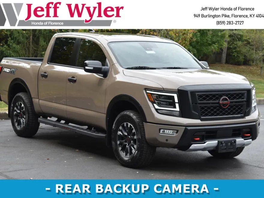 2024 Nissan Titan PRO-4X photo 1
