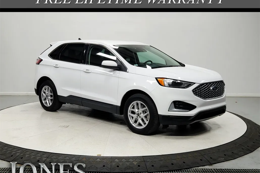 2024 Ford Edge SEL photo 1