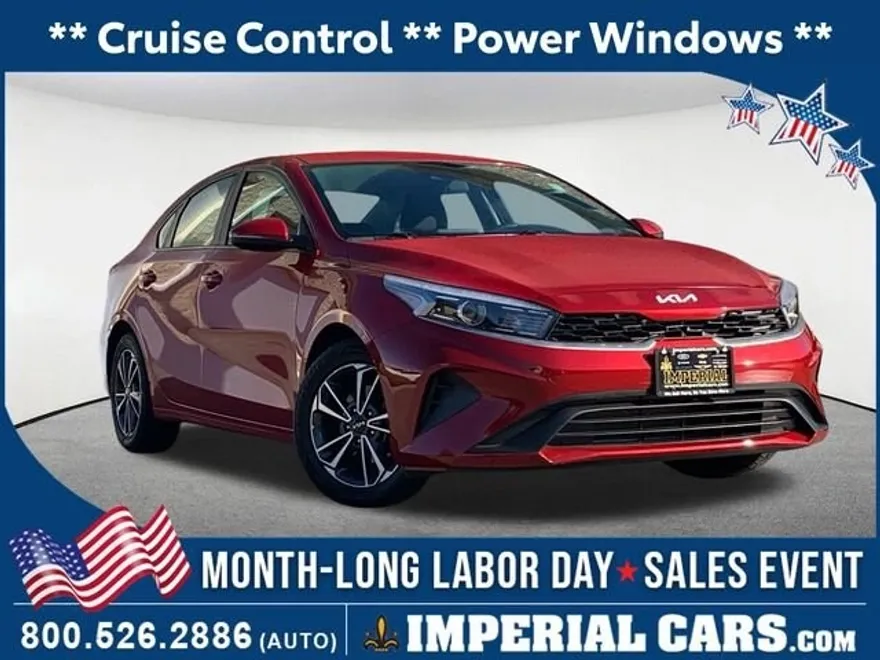 2023 Kia Forte LXS photo 1