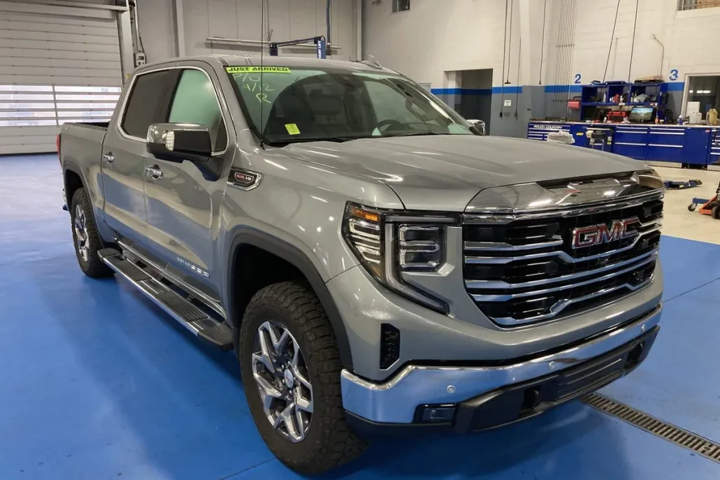 2025 Gmc Sierra 1500 SLT photo 1