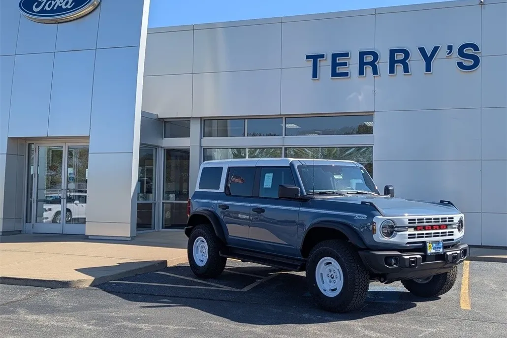 2025 Ford Bronco Heritage First Edition photo 1