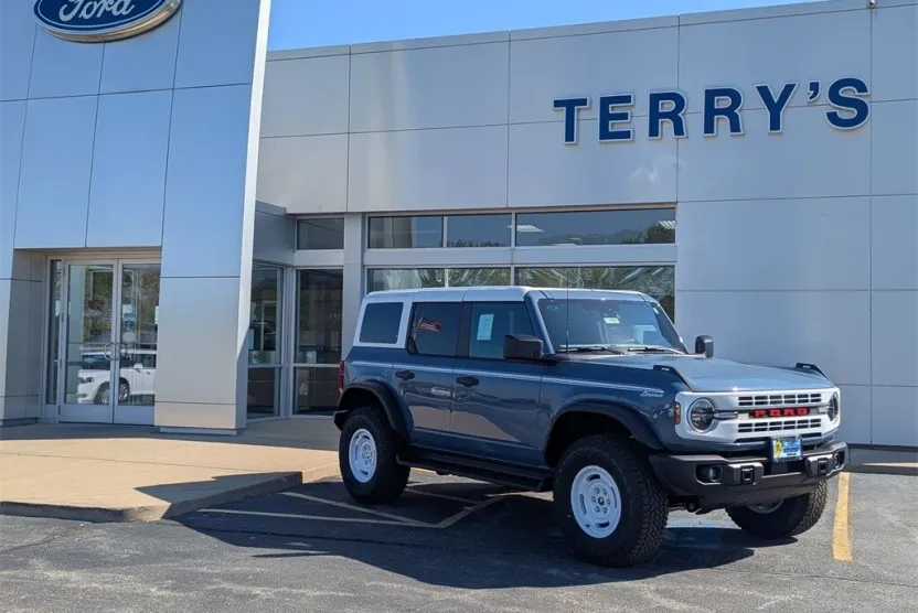 2025 Ford Bronco Heritage First Edition photo 1