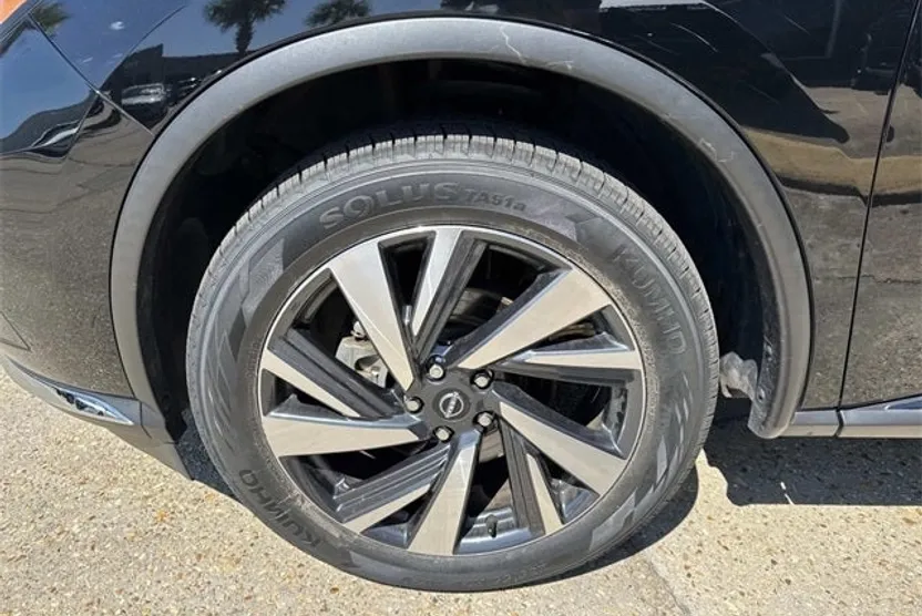 2023 Nissan Murano SL photo 1