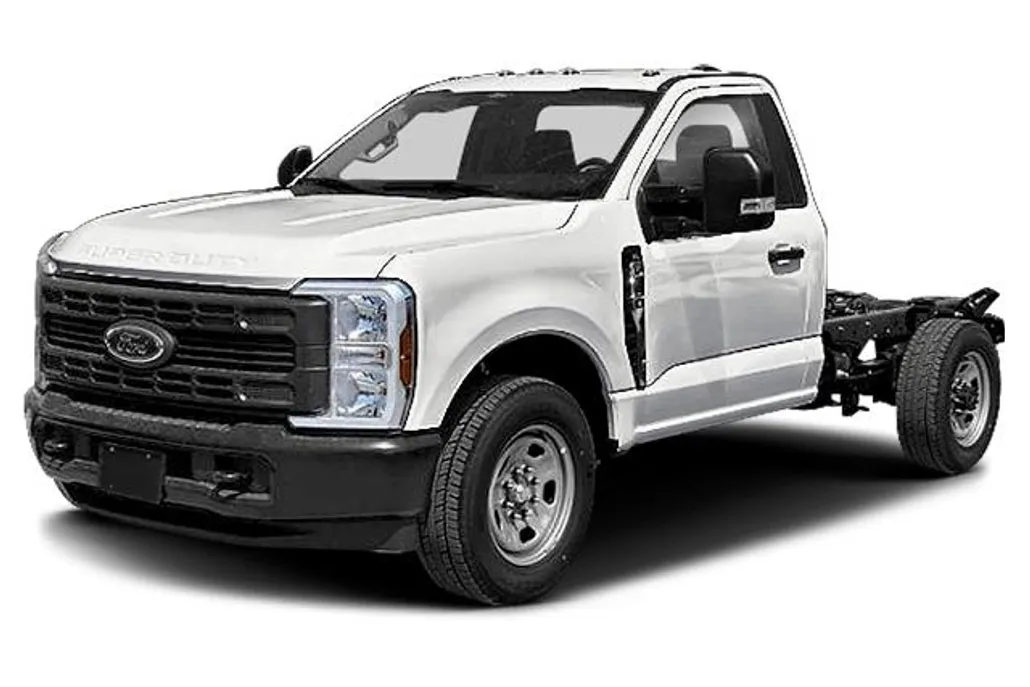 2025 Ford F-350 XL photo 1