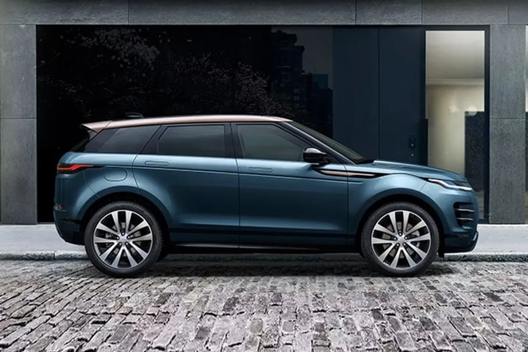 2026 Land Rover Range Rover Evoque Dynamic SE photo 1