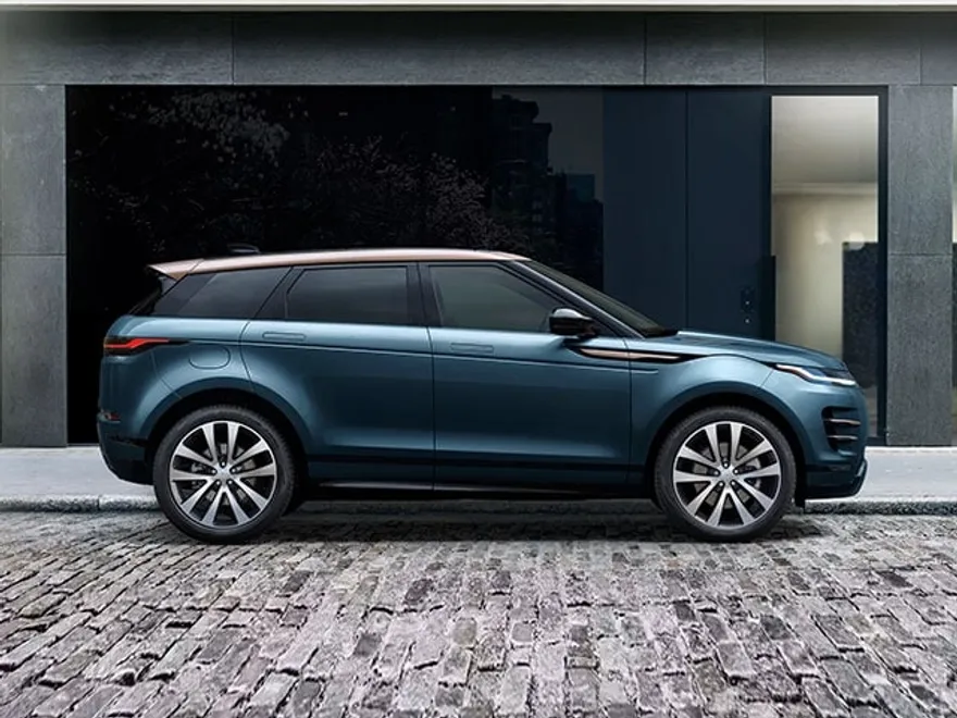 2026 Land Rover Range Rover Evoque Dynamic SE photo 1