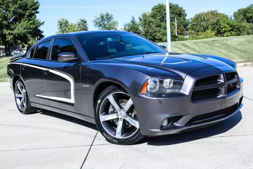 2014 Dodge Charger photo 1