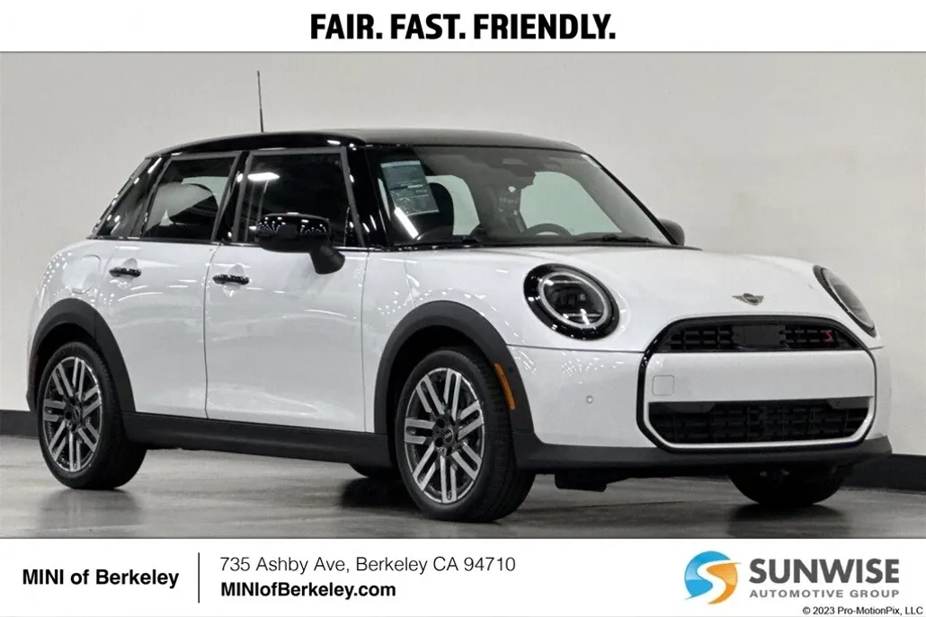 2025 Mini Cooper 4 Door Hardtop Signature photo 1