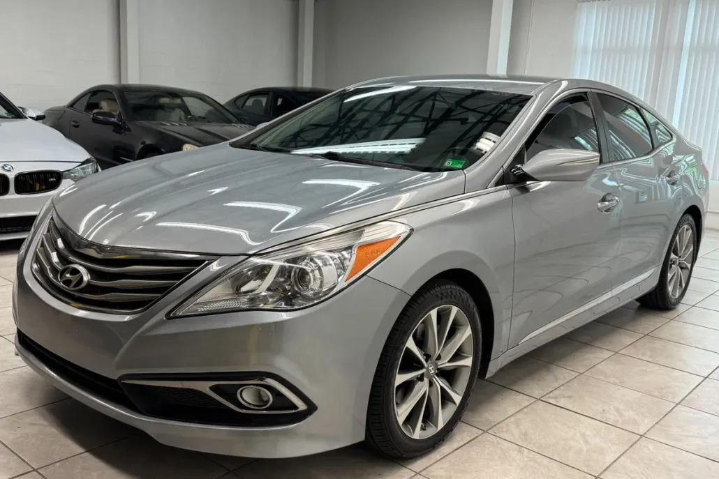 2016 Hyundai Azera Base photo 1