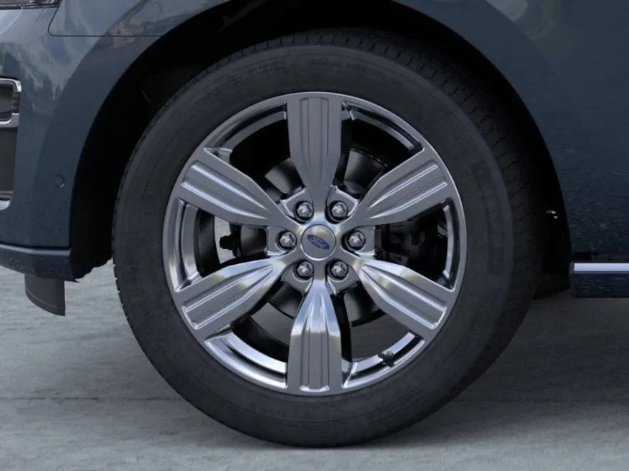 2024 Ford Expedition Platinum photo 1
