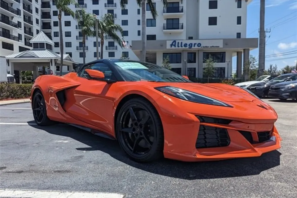 2025 Chevrolet Corvette E-Ray 3LZ photo 1