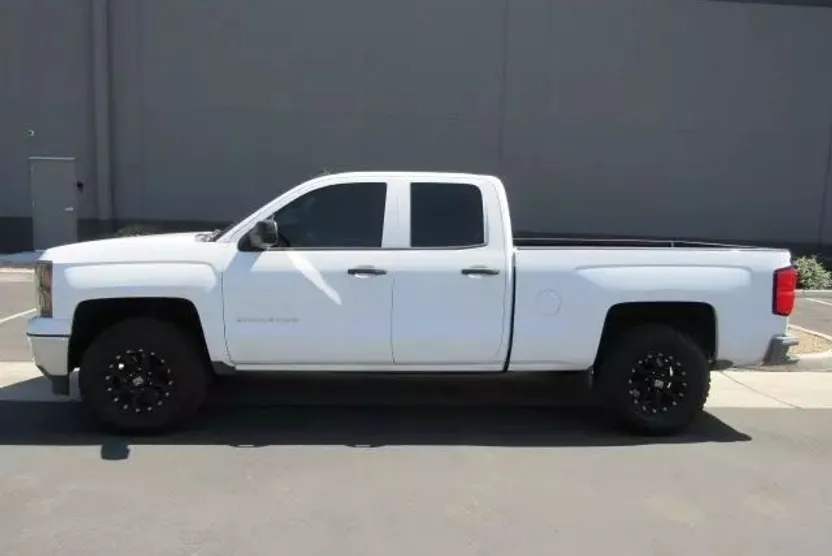2014 Chevrolet Silverado 1500 LT photo 1