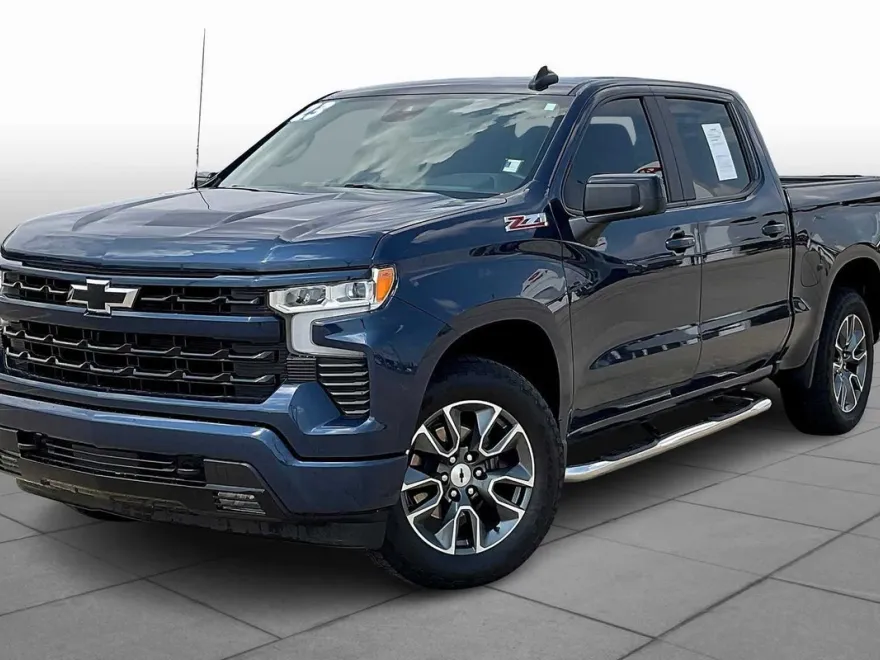 2023 Chevrolet Silverado 1500 RST photo 1