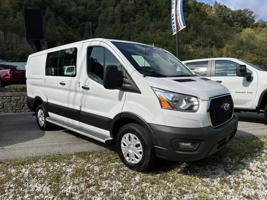 2022 Ford Transit Cargo Van photo 1