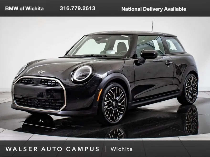 2025 Mini Cooper Signature photo 1