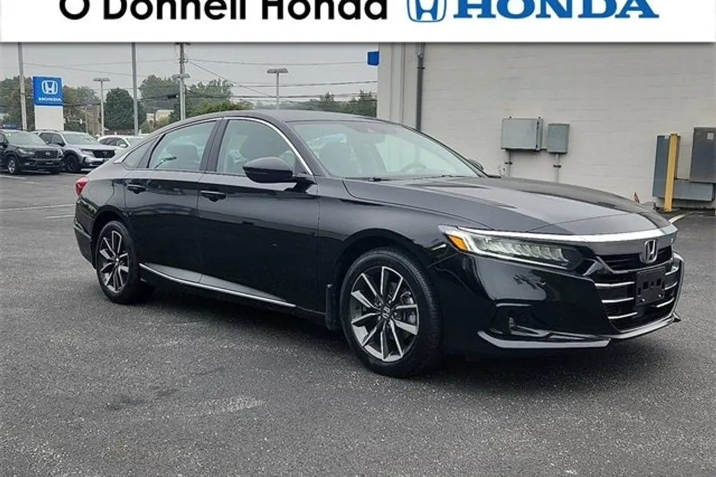 2022 Honda Accord EX-L photo 1