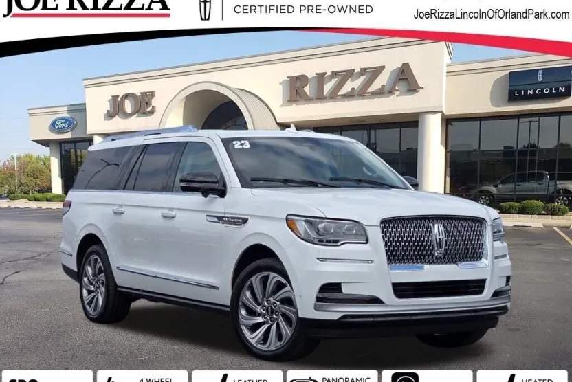 2023 Lincoln Navigator L Reserve photo 1