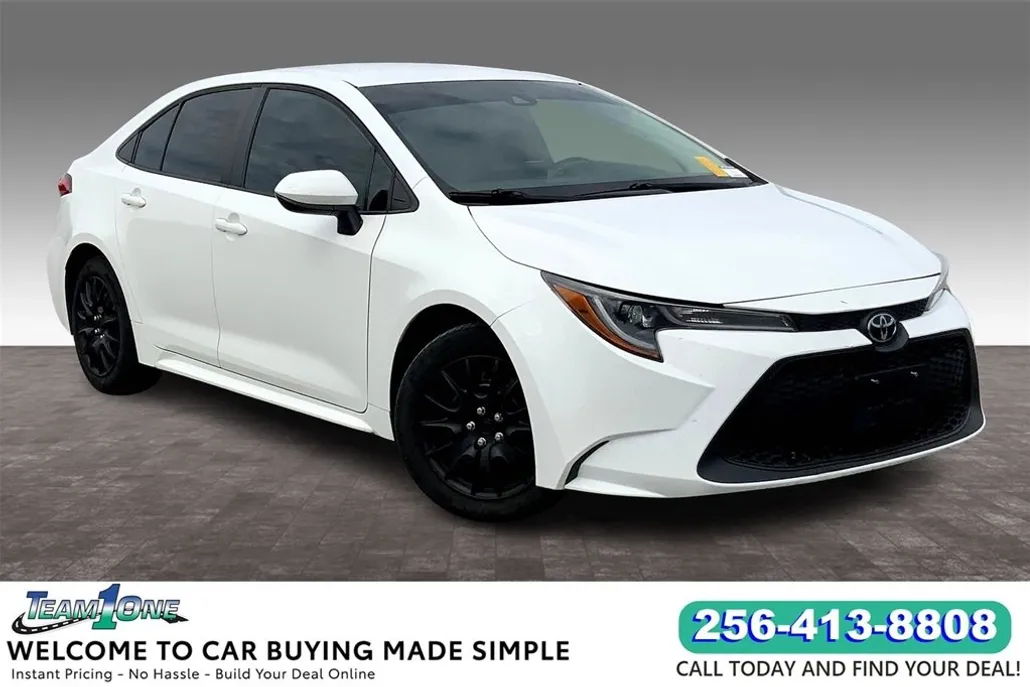2022 Toyota Corolla LE photo 1