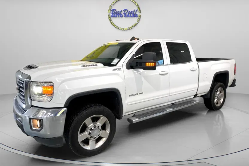 2018 Gmc Sierra SLE photo 1