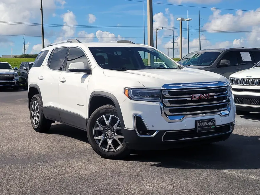 2023 Gmc Acadia SLT photo 1
