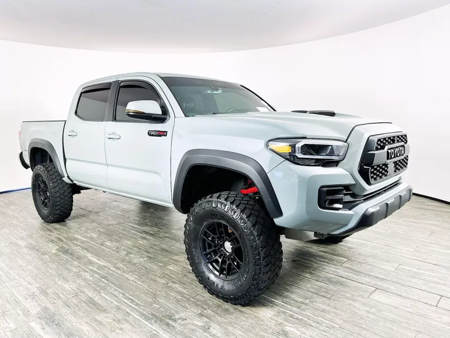 2021 Toyota Tacoma TRD Pro V6 photo 1