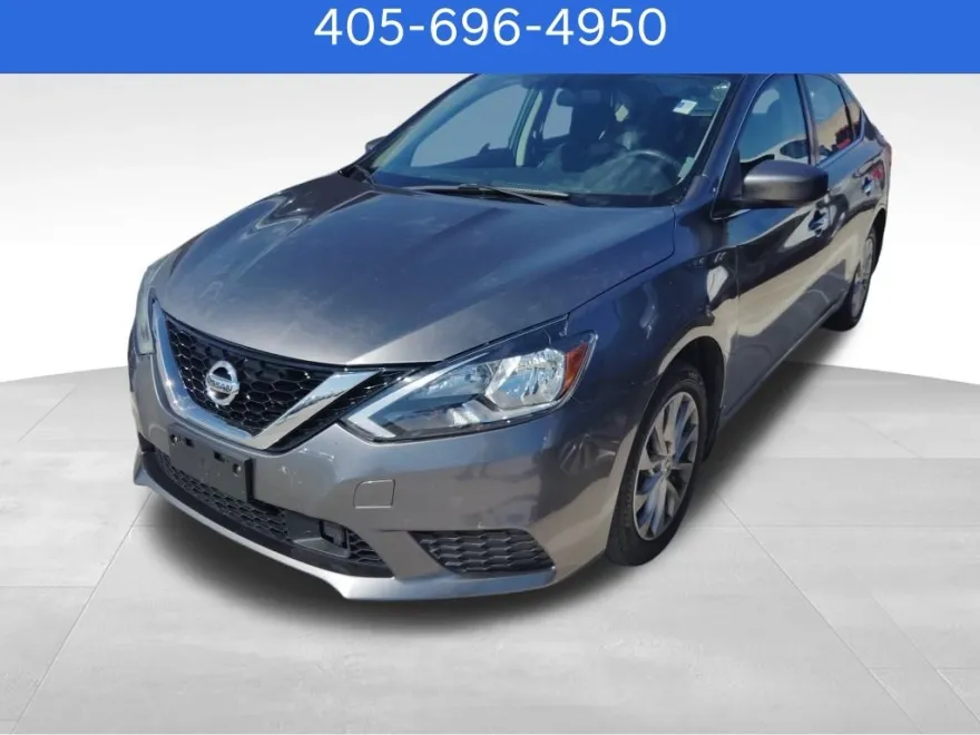2018 Nissan Sentra SV photo 1