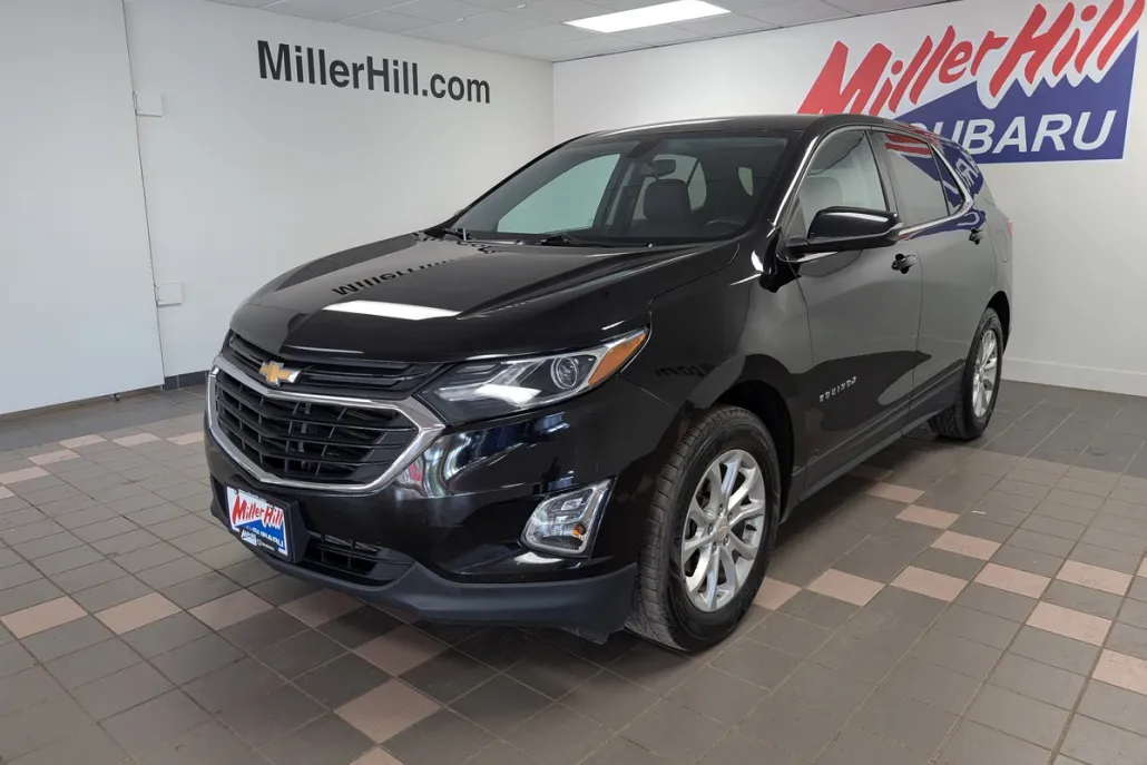 2018 Chevrolet Equinox LT photo 1
