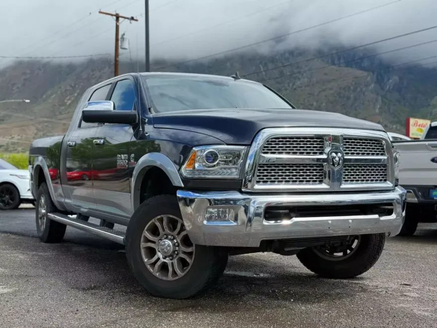 2014 Ram 3500 Laramie photo 1