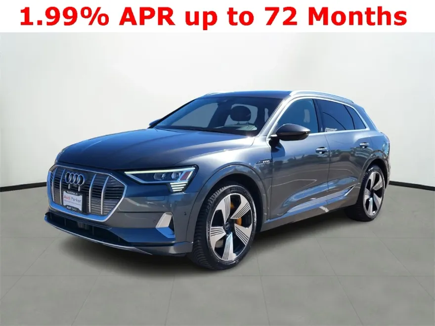 2019 Audi e-tron Prestige photo 1