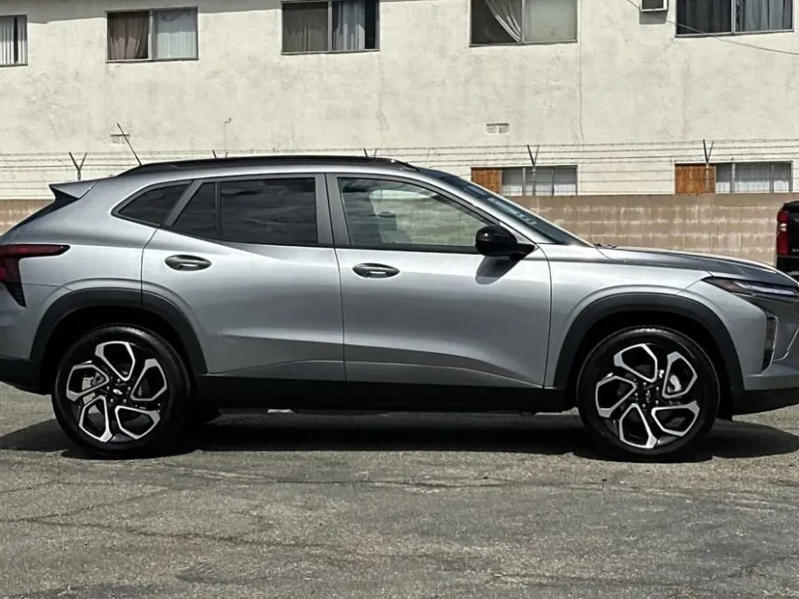 2026 Chevrolet Trax photo 1
